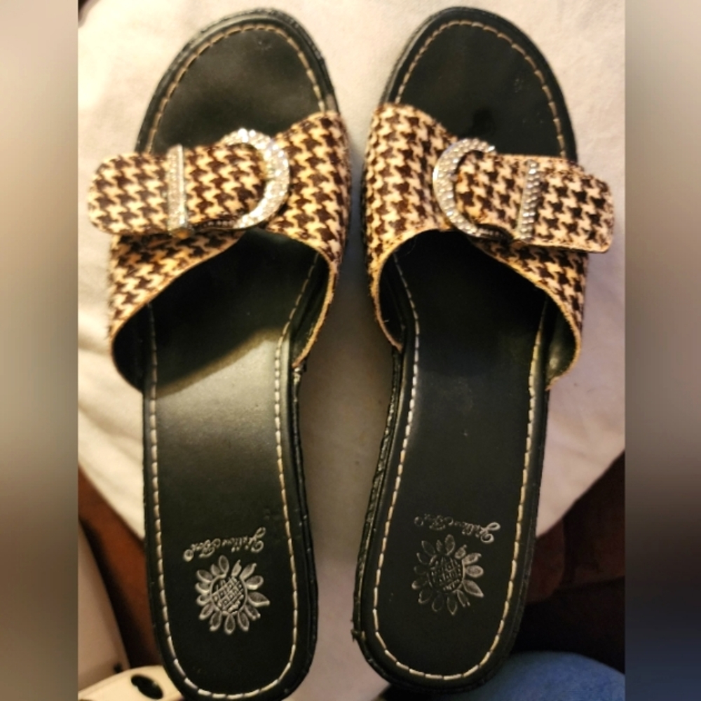 Vintage Yellow Box Wedge Sandals Brown/Cream with  Rhinestones on buckle, SIZE 9